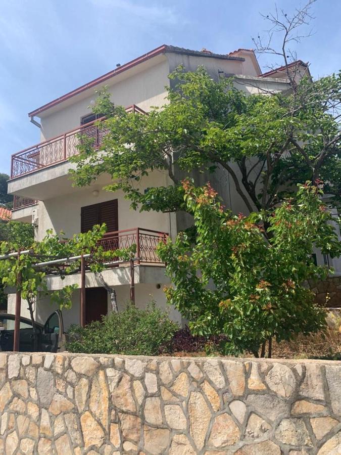 Apartments Vukovic Vrboska Esterno foto